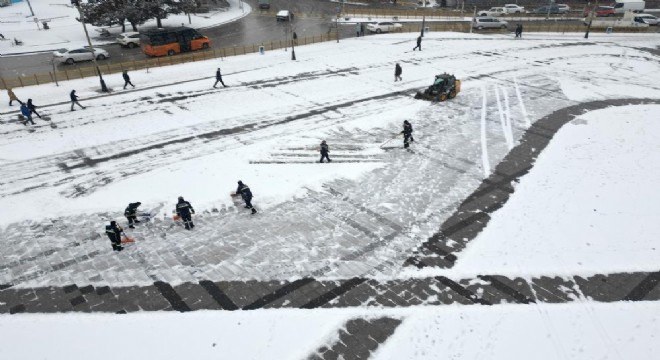 Büyükşehir'den yoğun mesai