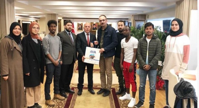 Büyükşehirde tebrik trafiği yoğunlaştı