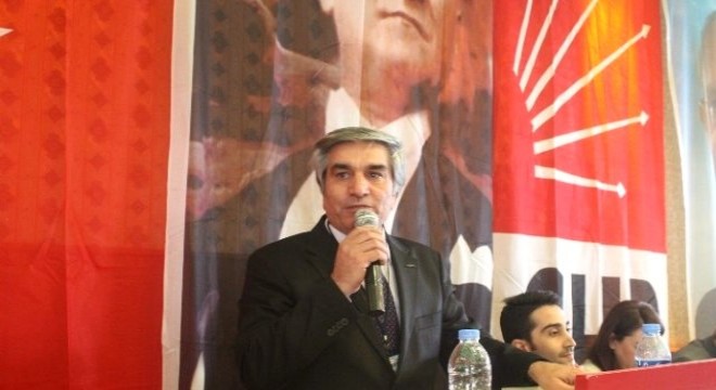 CHP'nin Cumhuriyet Balosunda yumruklar konuştu
