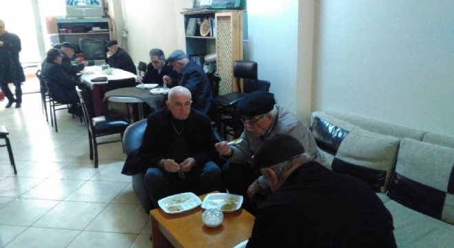 Çanakkale'deki dadaşlardan şehitlere vefa