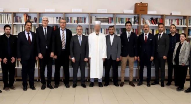 Cezaevinde hafız oldular