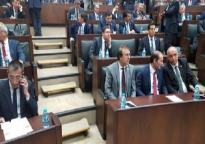 Başbakan Çetinkaya'yı taltif etti