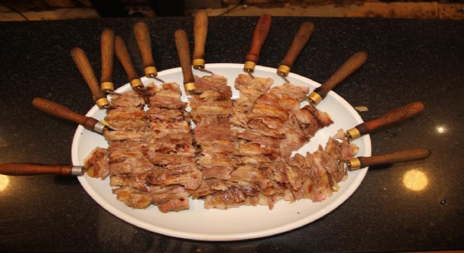 Cğ kebap  'Dünyanın En İyi 100 Türk Yemeği' listesinde