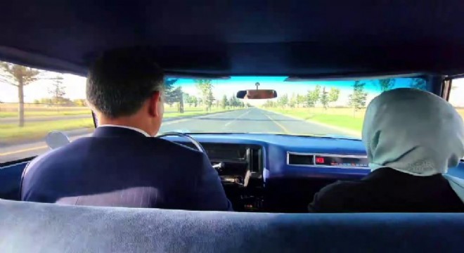 Çiftçi ve eşinden zamanda yolculuk