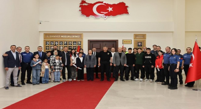 Çocukların eğitimine gönüllü destek oldular