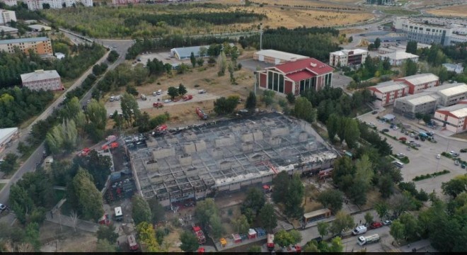 Çomaklı'dan yangın açıklaması