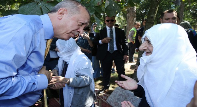 Cumhurbaşkanı Erdoğan'a sevgi seli