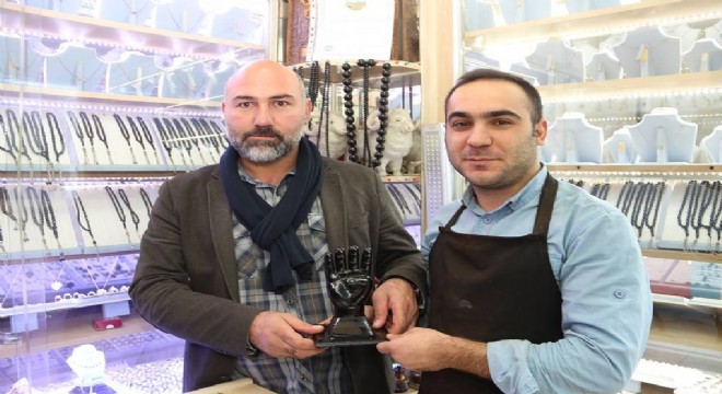 Cumhurbaşkanı'na Rabia Figürü sunulacak