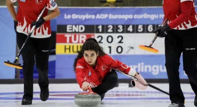 Curlingte büyük başarı