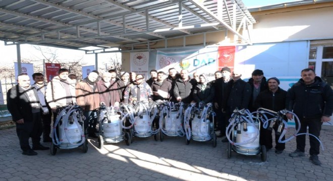DAP BKİ'den süt üreticilerine ekipman desteği