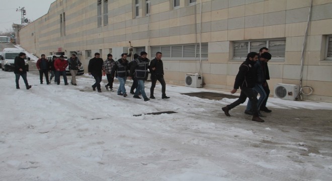 DEAŞ operasyonu: 1 tutuklama, 6 sınır dışı