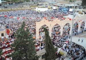 ‘Dengelere değil, hakka tapan milletiz'