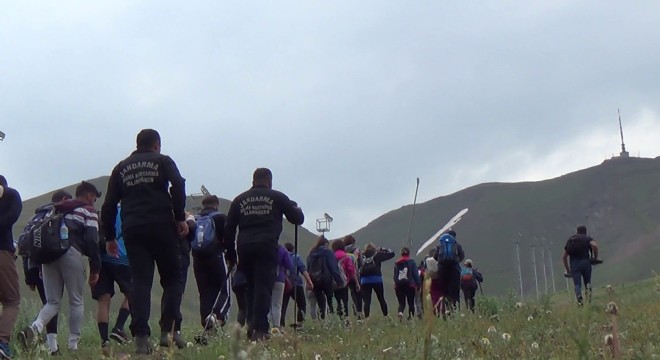 Dağcılar Palandöken'e tırmandı