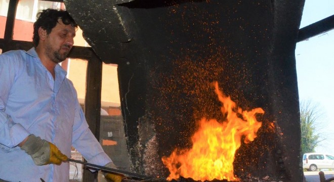 Demircilerin 'sıcak ateş' ve 'oruçla' imtihanı