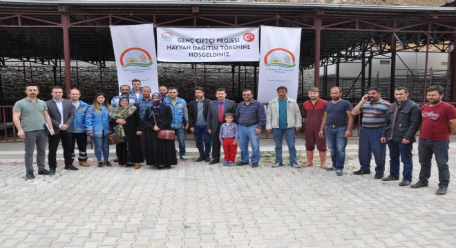 Destek ürünleri Erzurum'dan gitti
