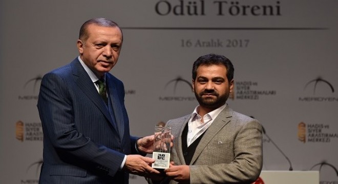 Doç. Dr.  Özsoy'a  Meridyen ödülü