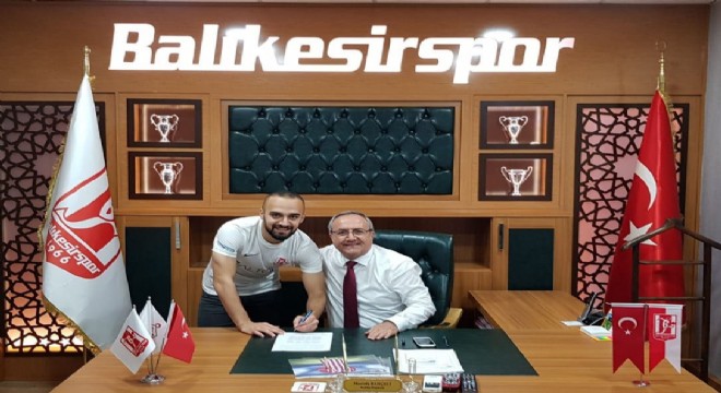 Doğa İşeri 2 yıl daha Balıkesirspor'da