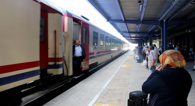 Doğu Ekspresi'ne yoğun ilgi devam ediyor