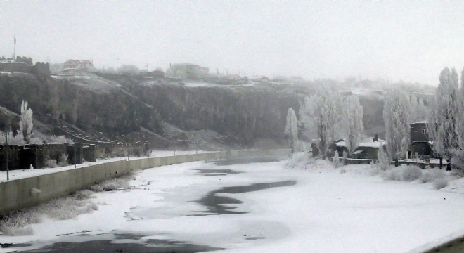 Doğu'dan Kar Tabloları