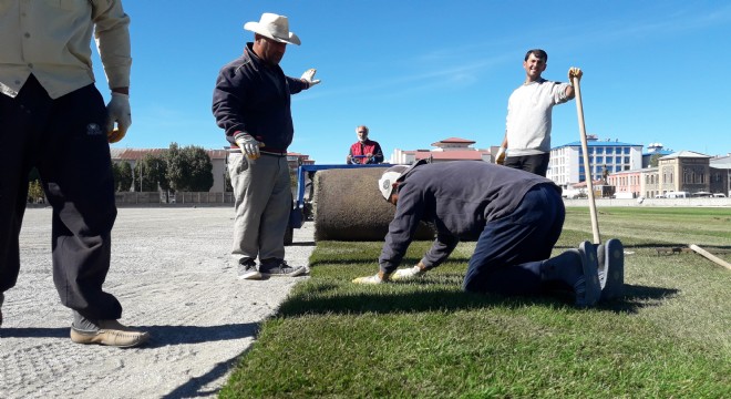 Doğu'ya atletizm yatırımı