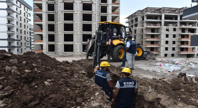 ESKİ altyapıyı yeniliyor