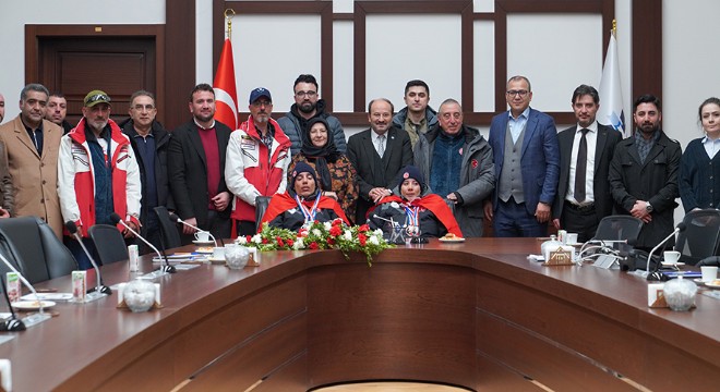 ETÜ'lü Bingül Kardeşler 6 madalya kazandı