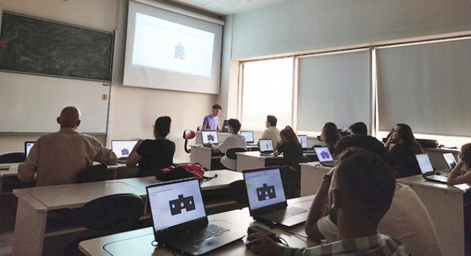 ETÜ'lü öğrenciler için teknoloji yaz kampı düzenlendi