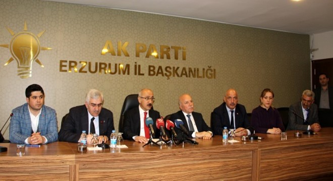 Elvan'dan Mehmetçik övgüsü