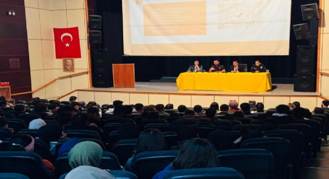 Emniyet Hınıs'ta öğrencileri bilgilendirdi