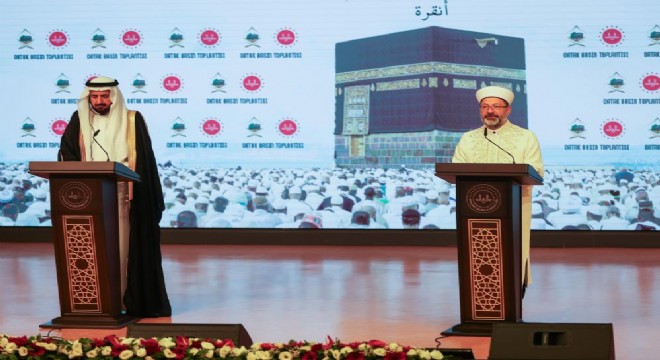 Erbaş: 'İslam dünyasına büyük sorumluluklar düşüyor'