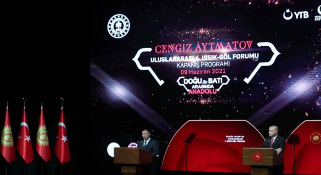 Erdoğan'dan ‘Türkçe ses bayrağımız' vurgusu