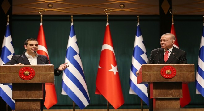 Erdoğan'dan siyasetçi tarifi