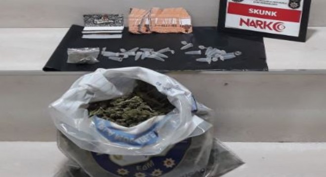 Erzincan yolunda uyuşturucu operasyonu