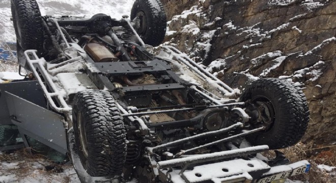 Erzurum'a göreve gelen polis aracı kaza yaptı