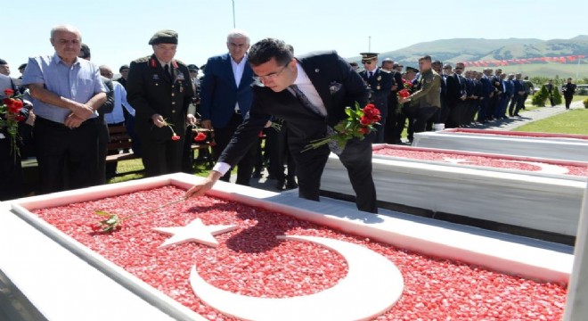 Erzurum'da 15 Temmuz Şehitleri dualarla anıldı