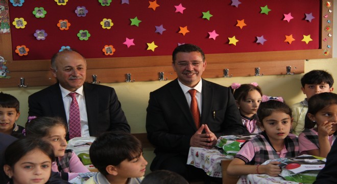 Erzurum'da 160 bin öğrenci ders başı yaptı
