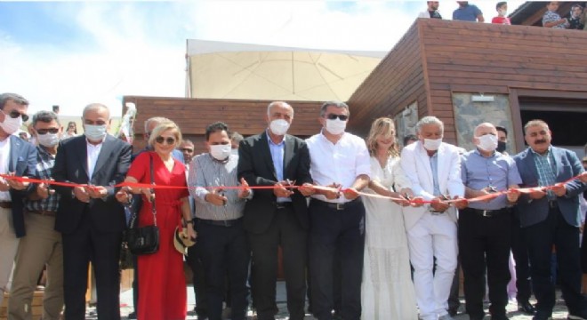 Erzurum'da At Çiftliği Binicilik ve İhtisas Kulübü açıldı