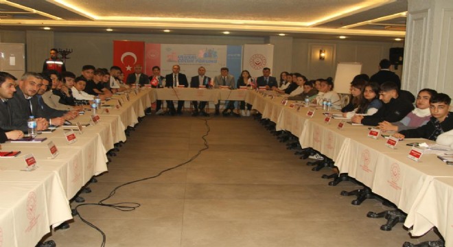 Erzurum'da ‘Çeyrek asır çocuk buluşması'