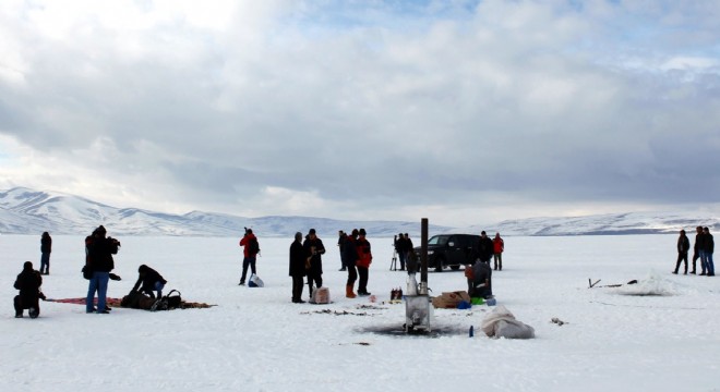 Erzurum'da Eskimo usulü balık avı