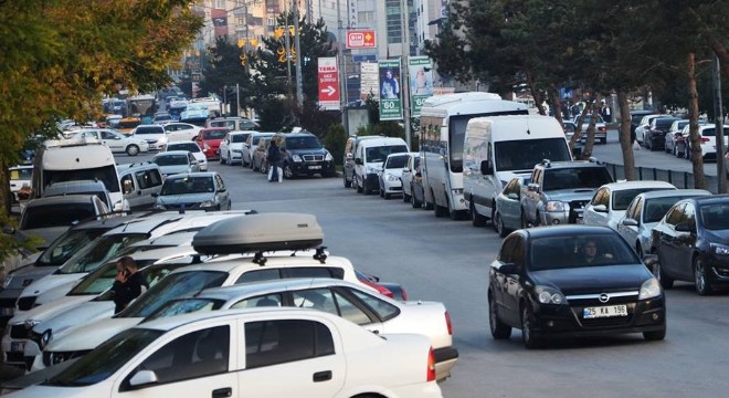 Erzurum'da Nisan'da 3 bin 265 araç devredildi