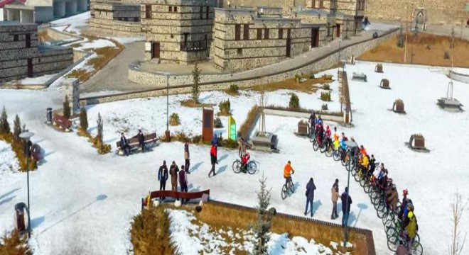 Erzurum'da Snow Downhill etkinliği