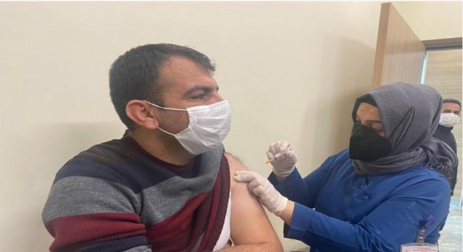 Erzurum'da Turkovac aşısı uygulanmaya başladı