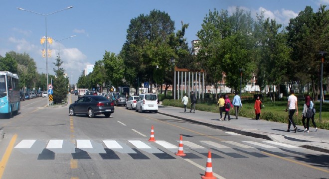 Erzurum'da “Yaya Öncelikli Trafik” düzenlemesi