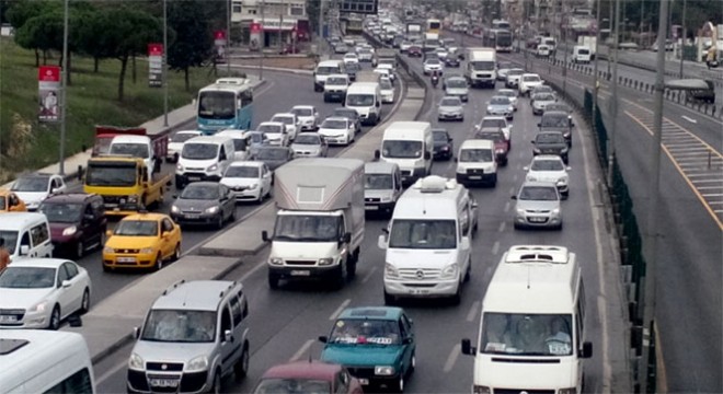 Erzurum'da araç sayısı fren tutmuyor!