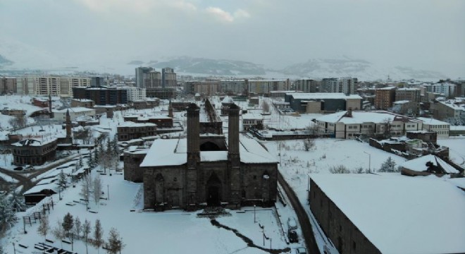 Erzurum'da beyaz mevsim