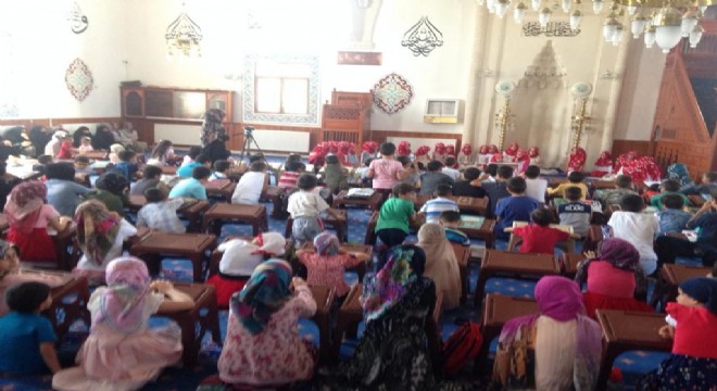 Erzurum'da çocuklardan 15 Temmuz programı