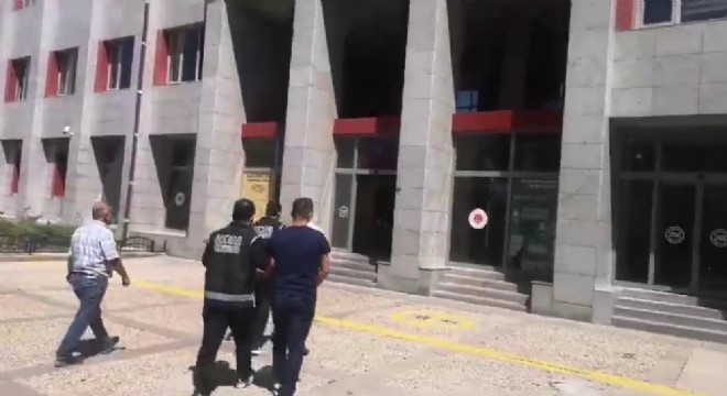 Erzurum'da kaçak sigara operasyonu: 2 tutuklama