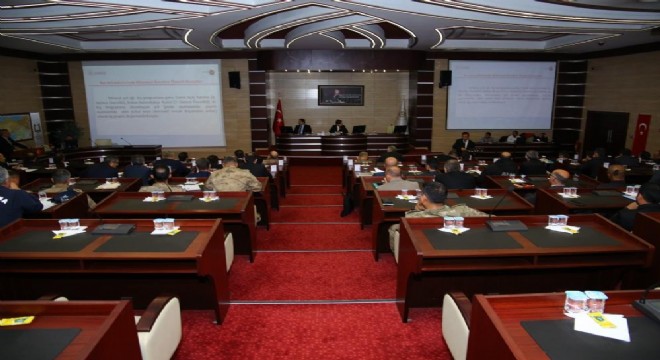 Erzurum'da kar ve buzla mücadele gündemi
