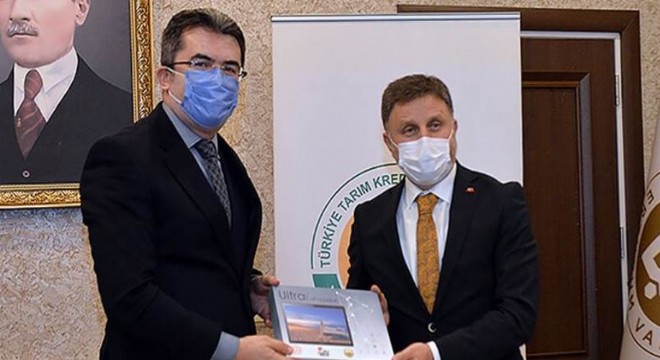 Erzurum'da öğrencilere 17 bin 120 tablet dağıtıldı