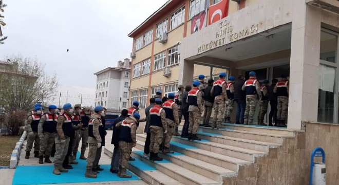 Erzurum'da silah ve uyuşturucu operasyonu